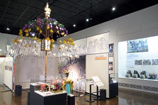 舞い踊る伝承01